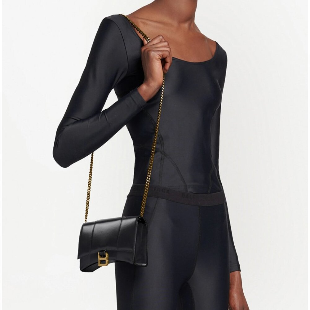 Balenciaga Hourglass Leather WalletOnChain Noir - NEW no tags